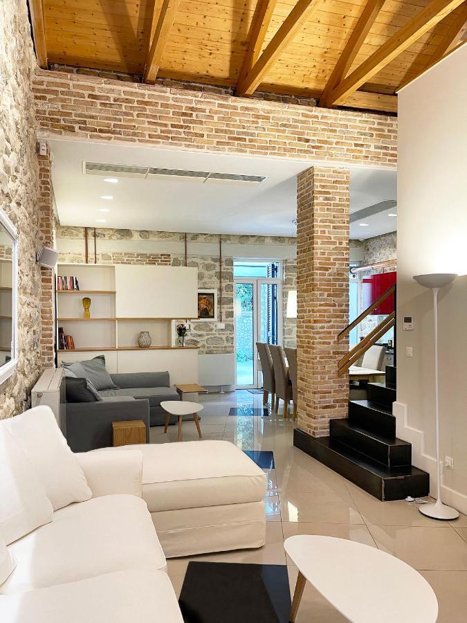 Blue Domino Luxury City Villa Patras Exterior photo